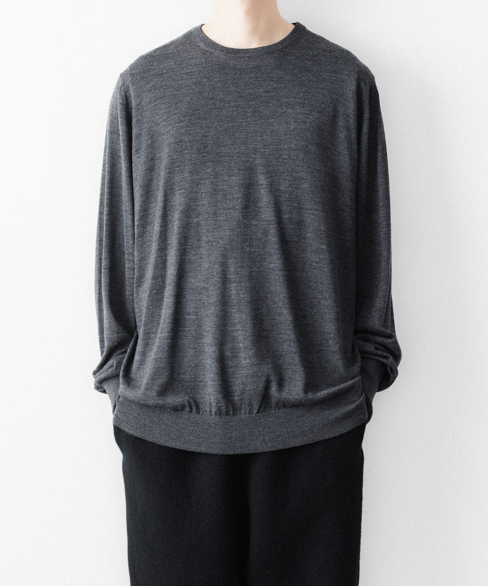 MAYKAM メイカムのSTRUCTURE EYELET CREW NECKのSTONE GREY 公式通販サイトsession福岡セレクトショップ