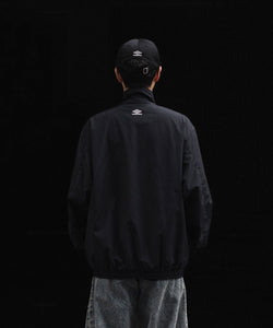 ●新品【ssstein】アンブロCO/NY POPLIN セットアップLブラック ssstein(シュタイン)× UMBRO/CO/NY POPLIN PADDED JACKET/BLACK 通販