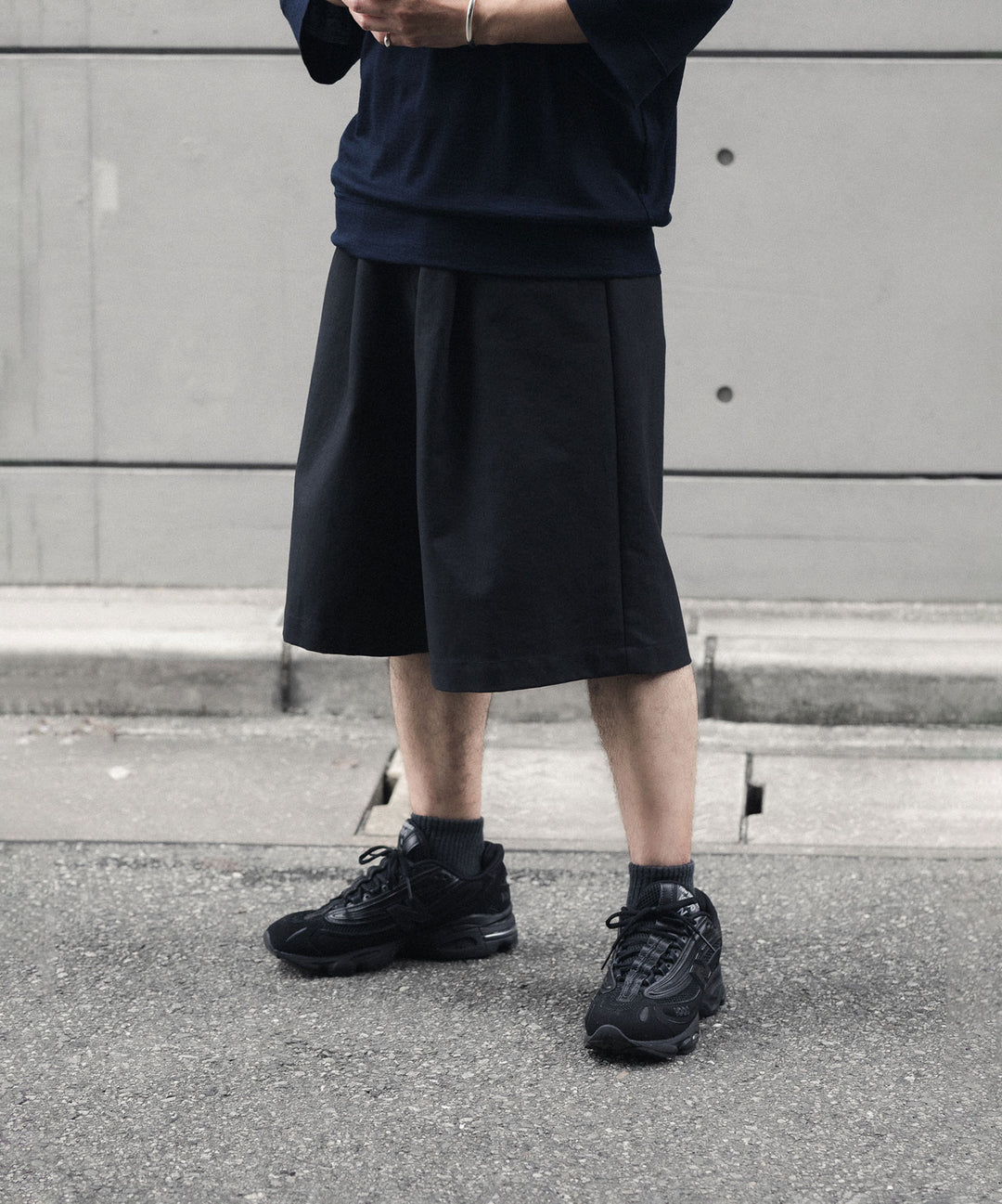ssstein(シュタイン)のDOUBLE WEAVE COTTON SHORTS - BLACKの公式通販サイトsession福岡セレクトショップ