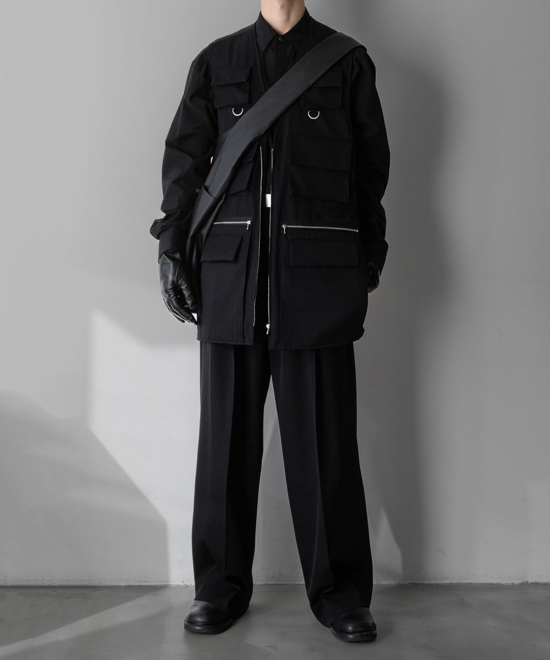 stein(シュタイン)の24SSコレクションOVERSIZED MULTI POCKET VESTのBLACK sessionセッション福岡セレクトショップ 公式通販サイト