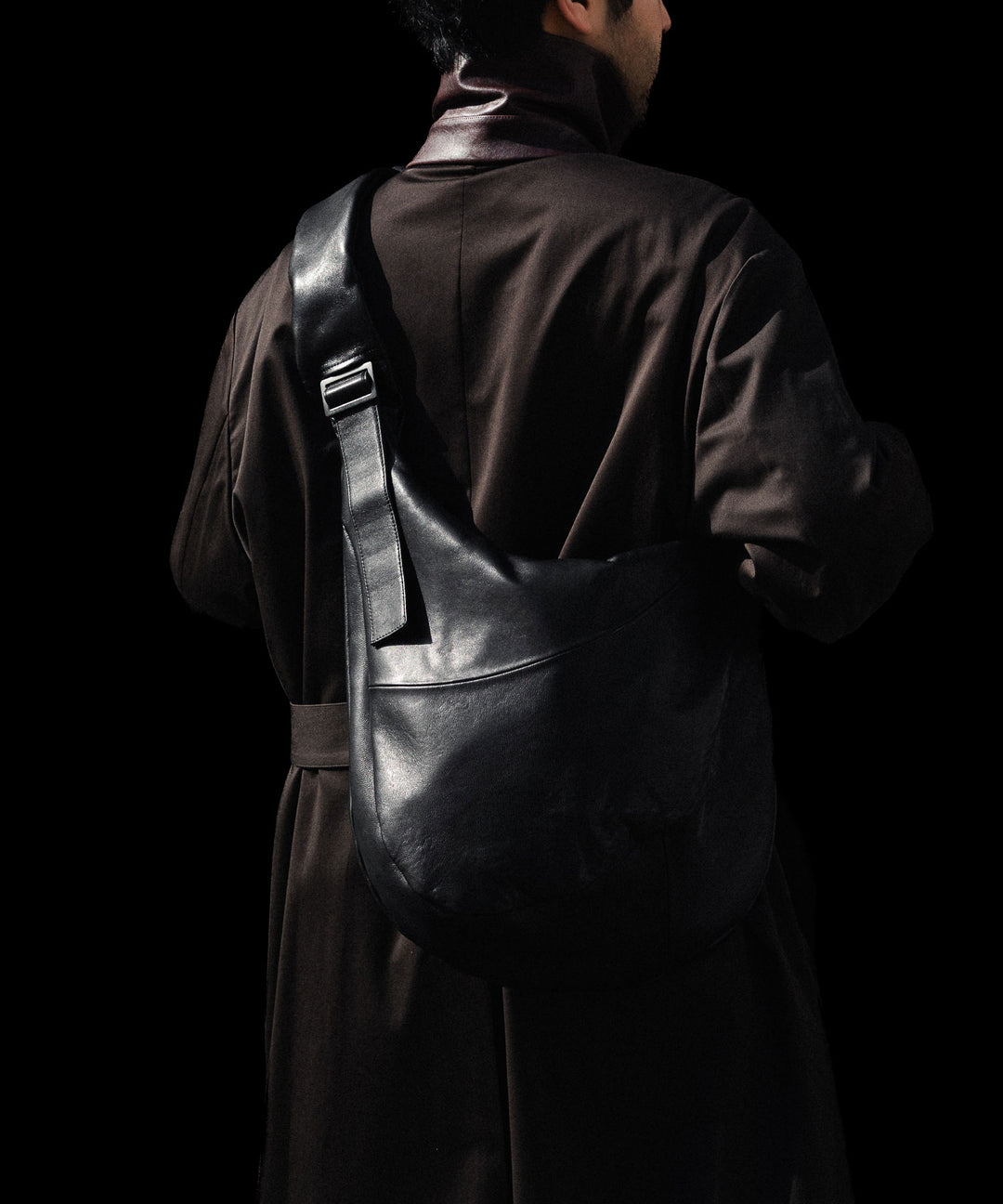 ssstein(シュタイン)のCOTTON SATIN OVERSIZED DOUBLE BREASTED COAT - DARK BROWNの公式通販サイトsession福岡セレクトショップ