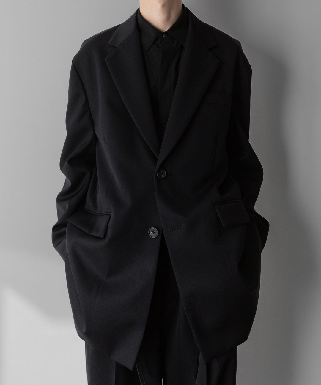 stein(シュタイン)の24SSコレクションOVERSIZED SINGLE BREASTED LONG JACKETのBLACK sessionセッション福岡セレクトショップ 公式通販サイト