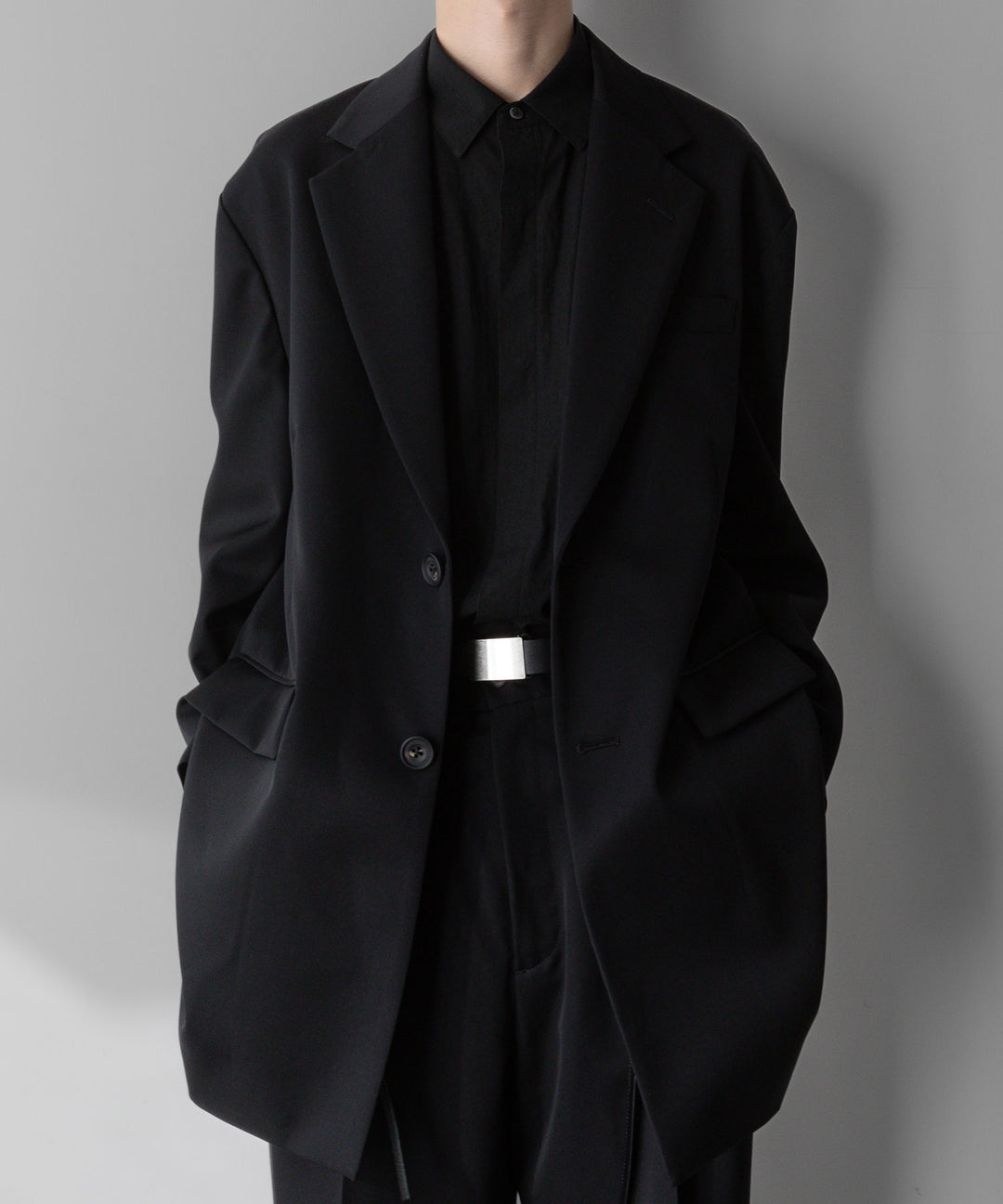 stein(シュタイン)の24SSコレクションOVERSIZED SINGLE BREASTED LONG JACKETのBLACK sessionセッション福岡セレクトショップ 公式通販サイト