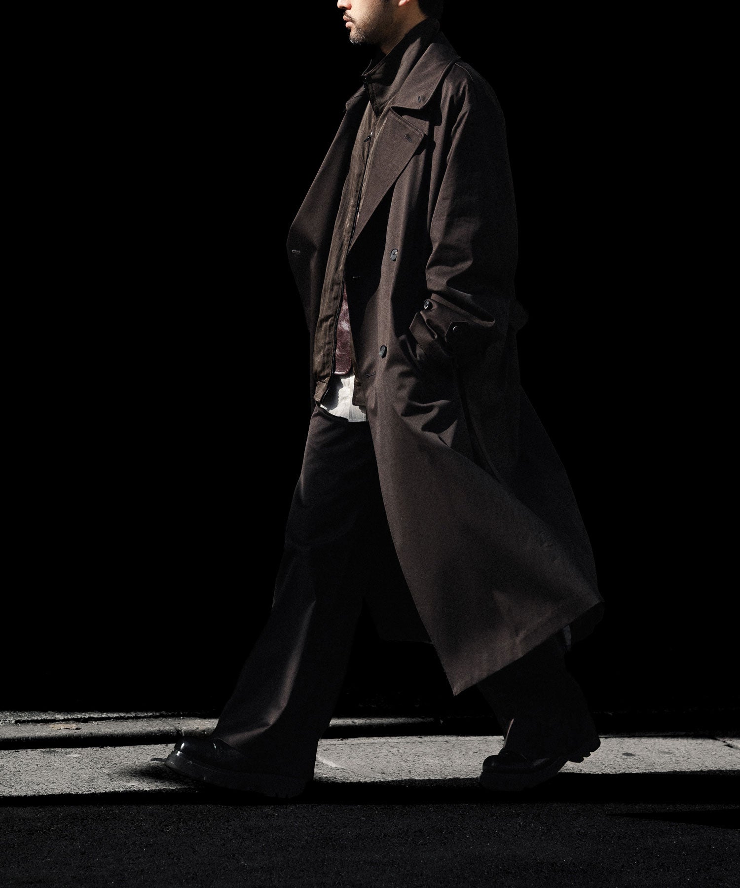ssstein / シュタイン】COTTON SATIN OVERSIZED DOUBLE BREASTED COAT