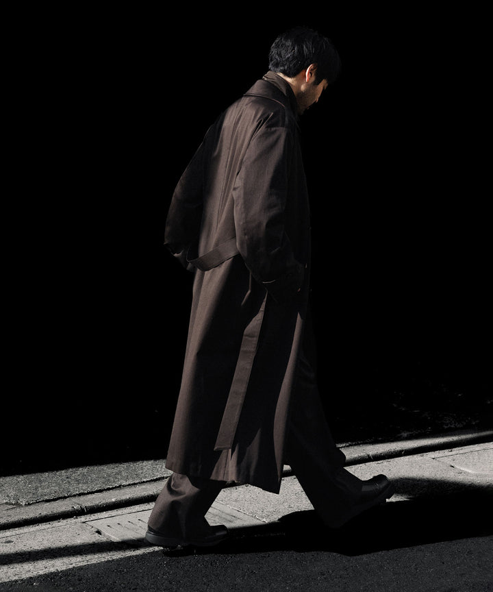 ssstein(シュタイン)のCOTTON SATIN OVERSIZED DOUBLE BREASTED COAT - DARK BROWNの公式通販サイトsession福岡セレクトショップ