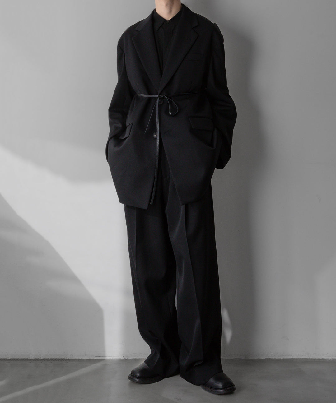 stein(シュタイン)の24SSコレクションOVERSIZED SINGLE BREASTED LONG JACKETのBLACK sessionセッション福岡セレクトショップ 公式通販サイト