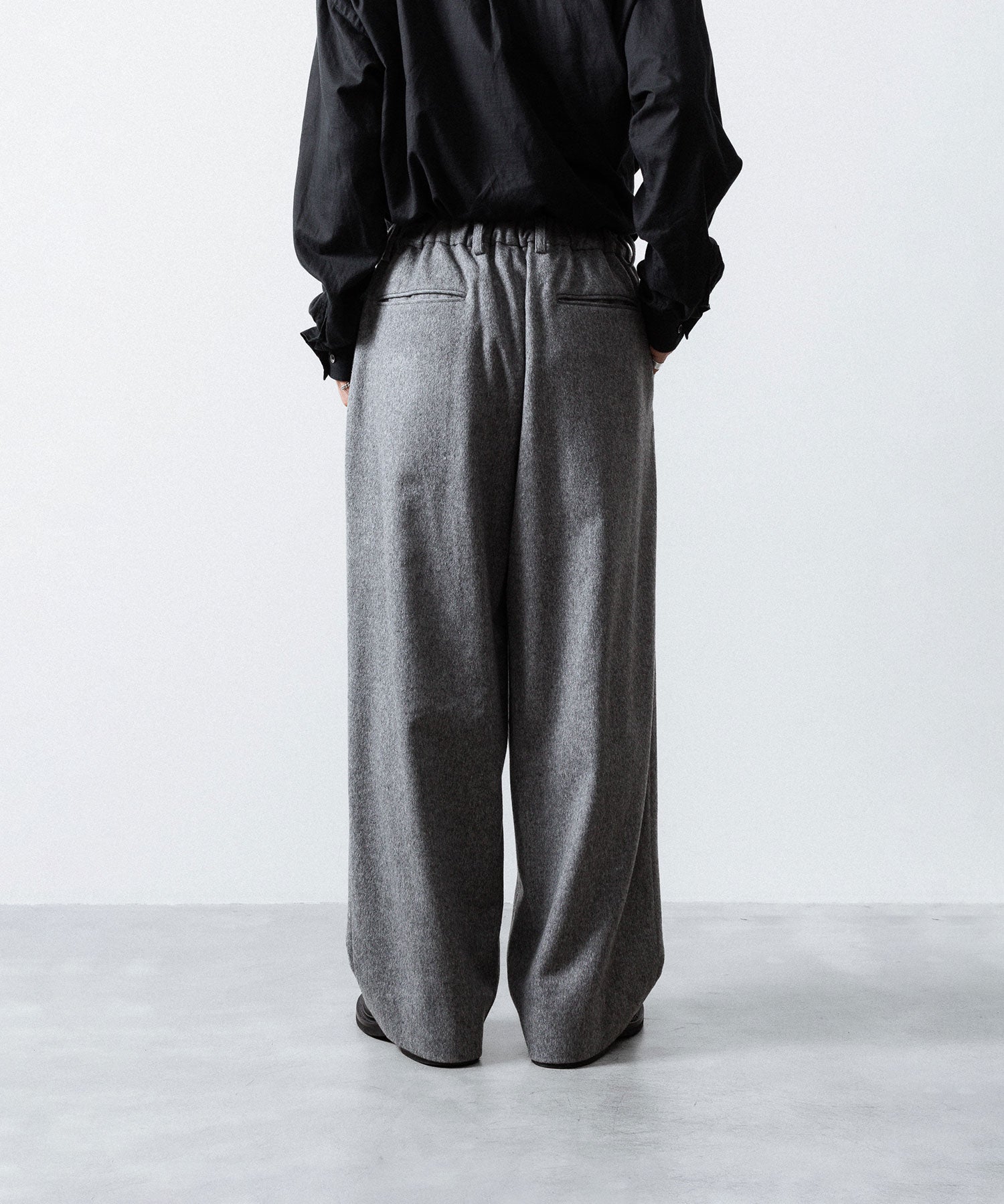 ssstein / シュタイン】W/CA BEAVER EASY WIDE TROUSERS - GREY | 公式