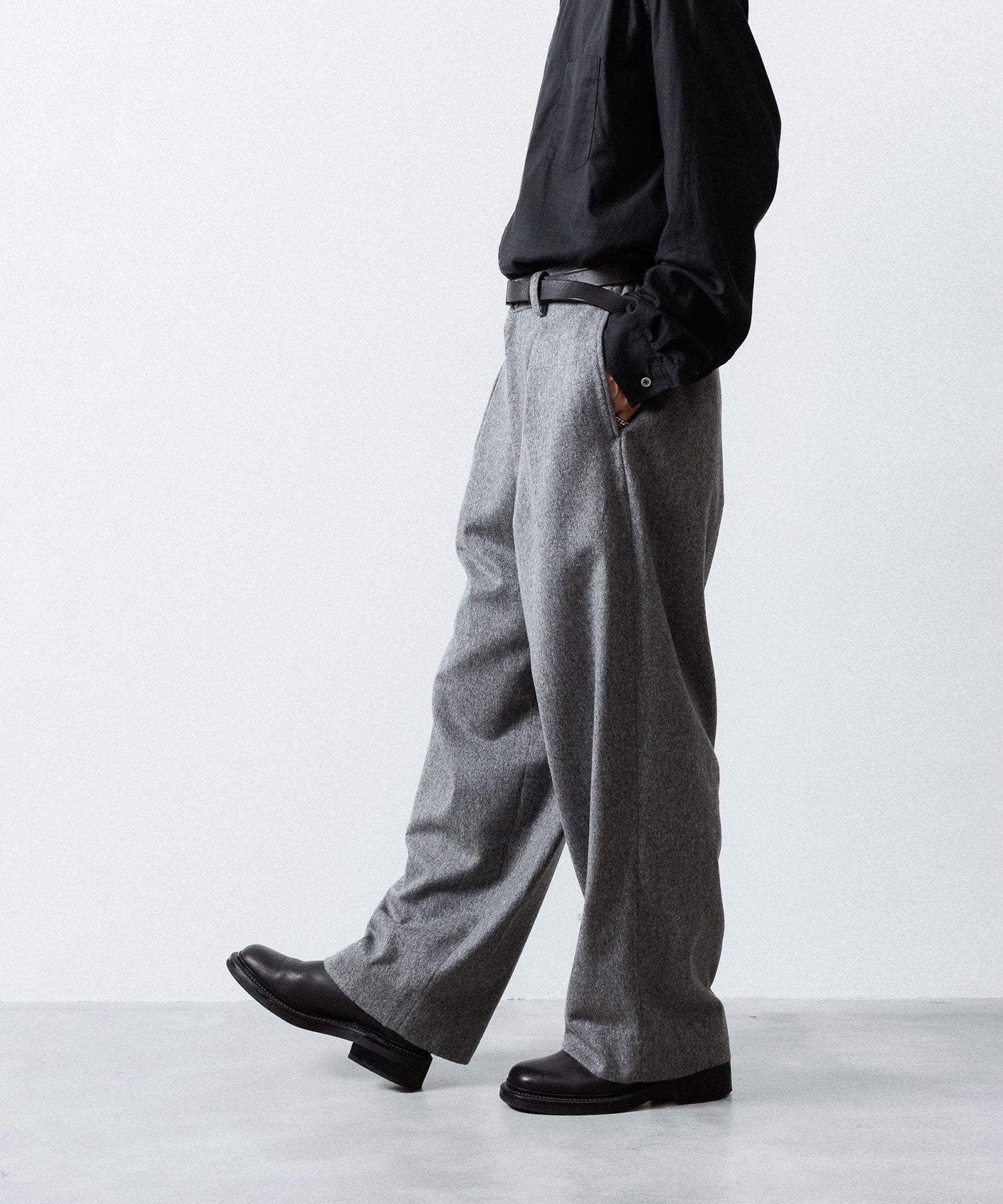 ssstein / シュタイン】W/CA BEAVER EASY WIDE TROUSERS - GREY | 公式