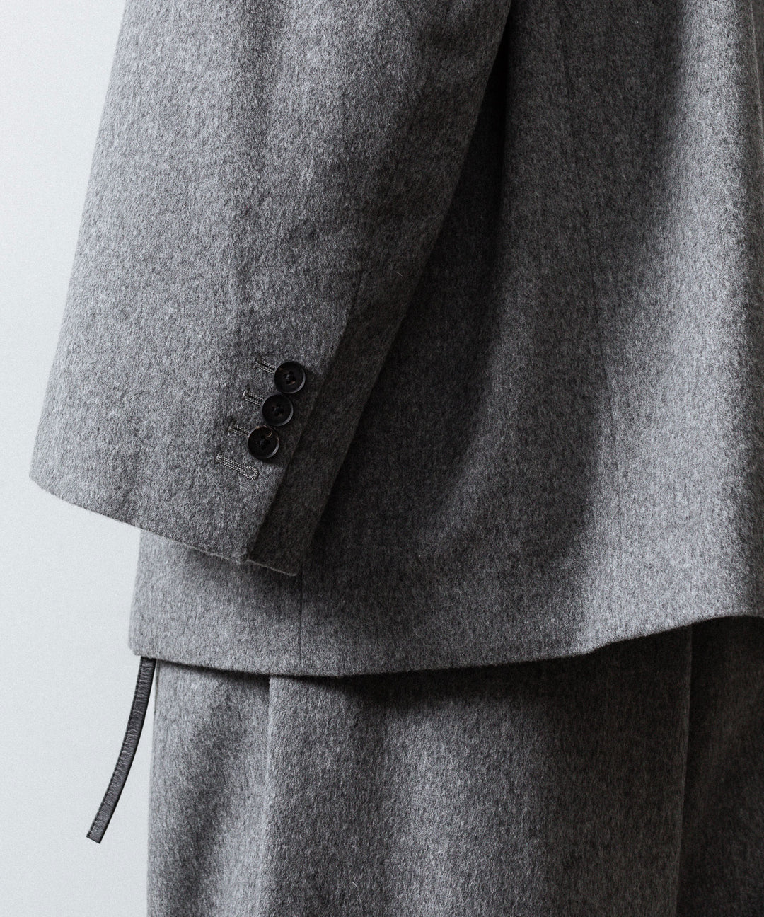 ssstein(シュタイン)のW/CA BEAVER BACK SLASH PEAK LAPEL JACKET - GREYの公式通販サイトsession福岡セレクトショップ