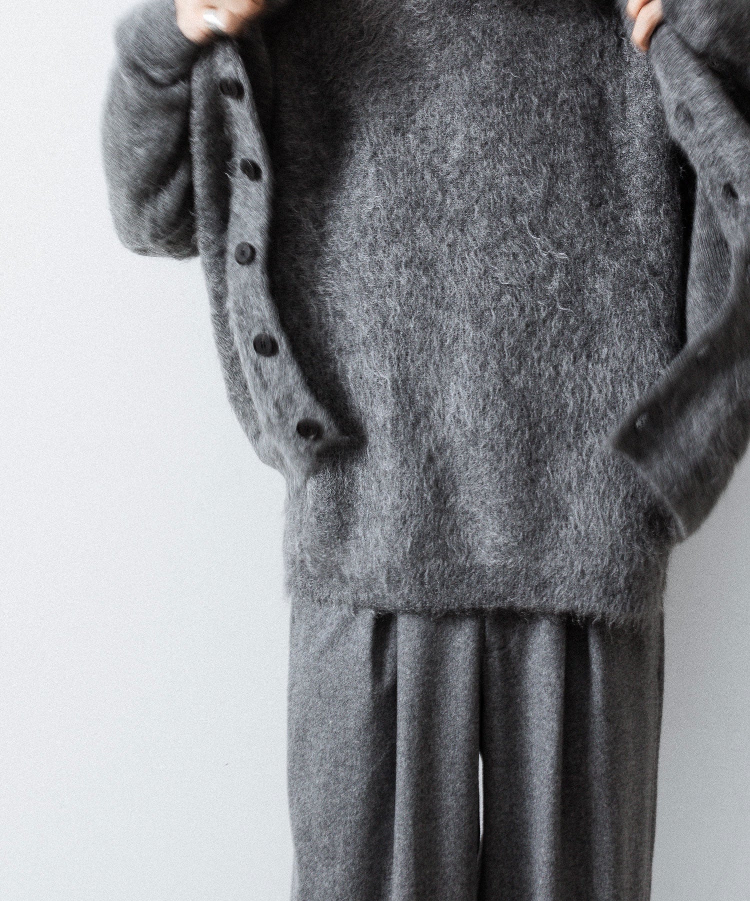 【ssstein】KID MOHAIR KNIT V NECK CARDIGAN - GREY