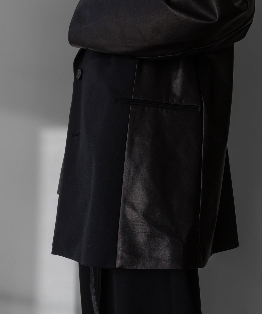 stein(シュタイン)の24SSコレクションCONTRUST PEAK LAPELS JACKETのBLACK sessionセッション福岡セレクトショップ 公式通販サイト