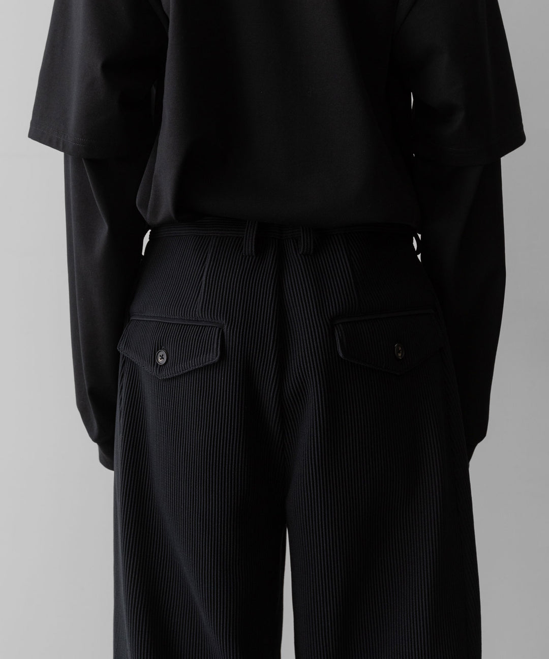 ssstein(シュタイン)のGRADATION PLEATS TWIST SEAM WIDE TROUSERS - BLACKの公式通販サイトsession福岡セレクトショップ