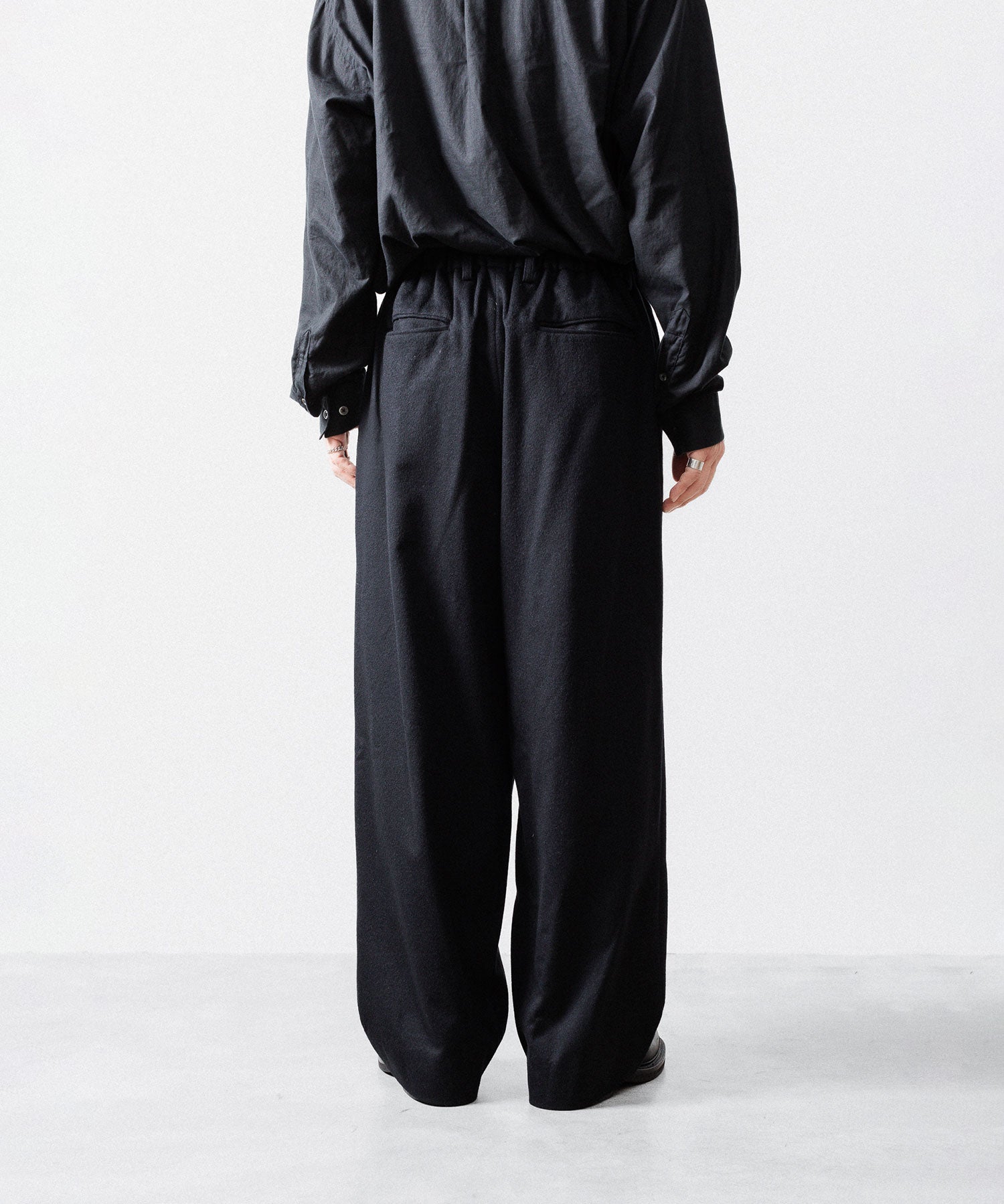ssstein / シュタイン】W/CA BEAVER EASY WIDE TROUSERS - BLACK