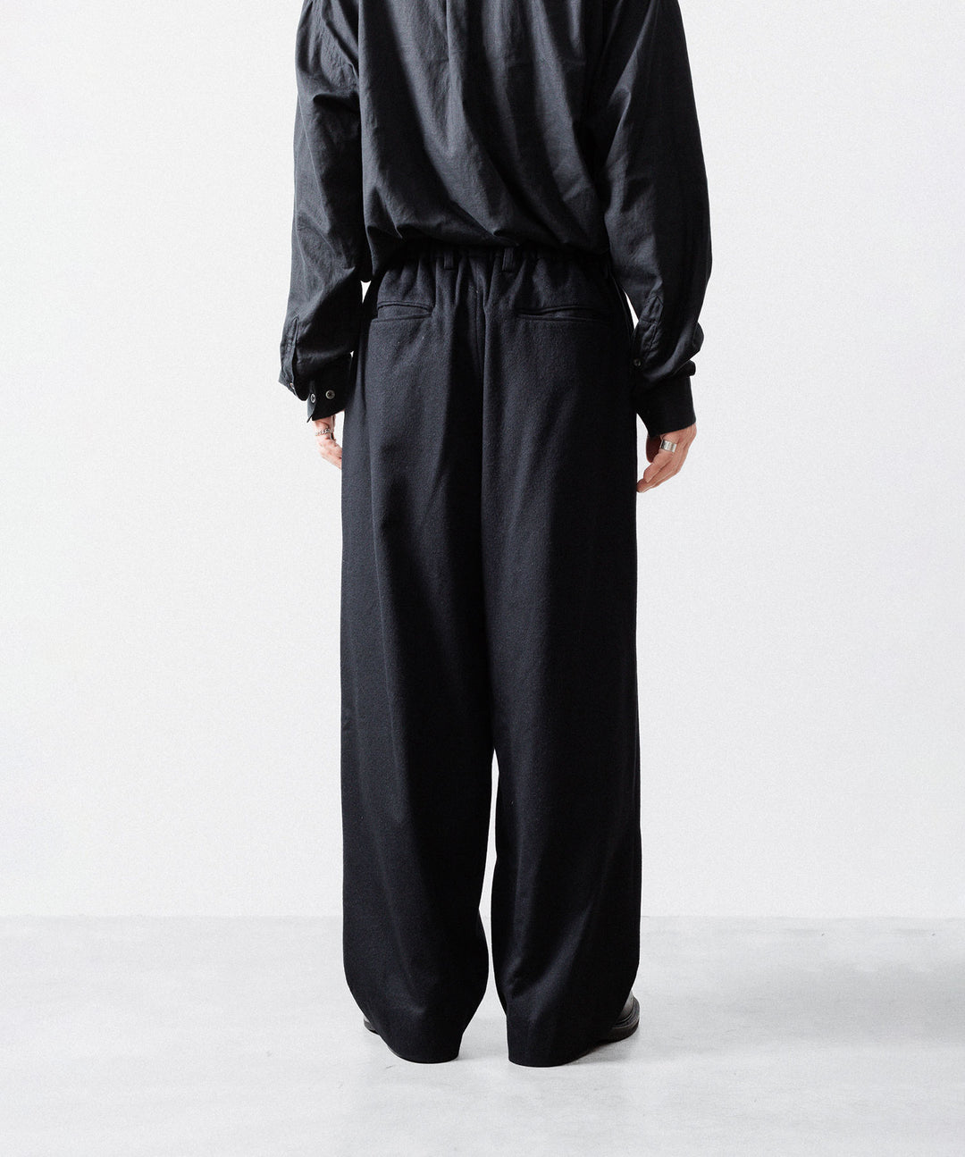 ssstein(シュタイン)のW/CA BEAVER EASY WIDE TROUSERS - BLACKの公式通販サイトsession福岡セレクトショップ