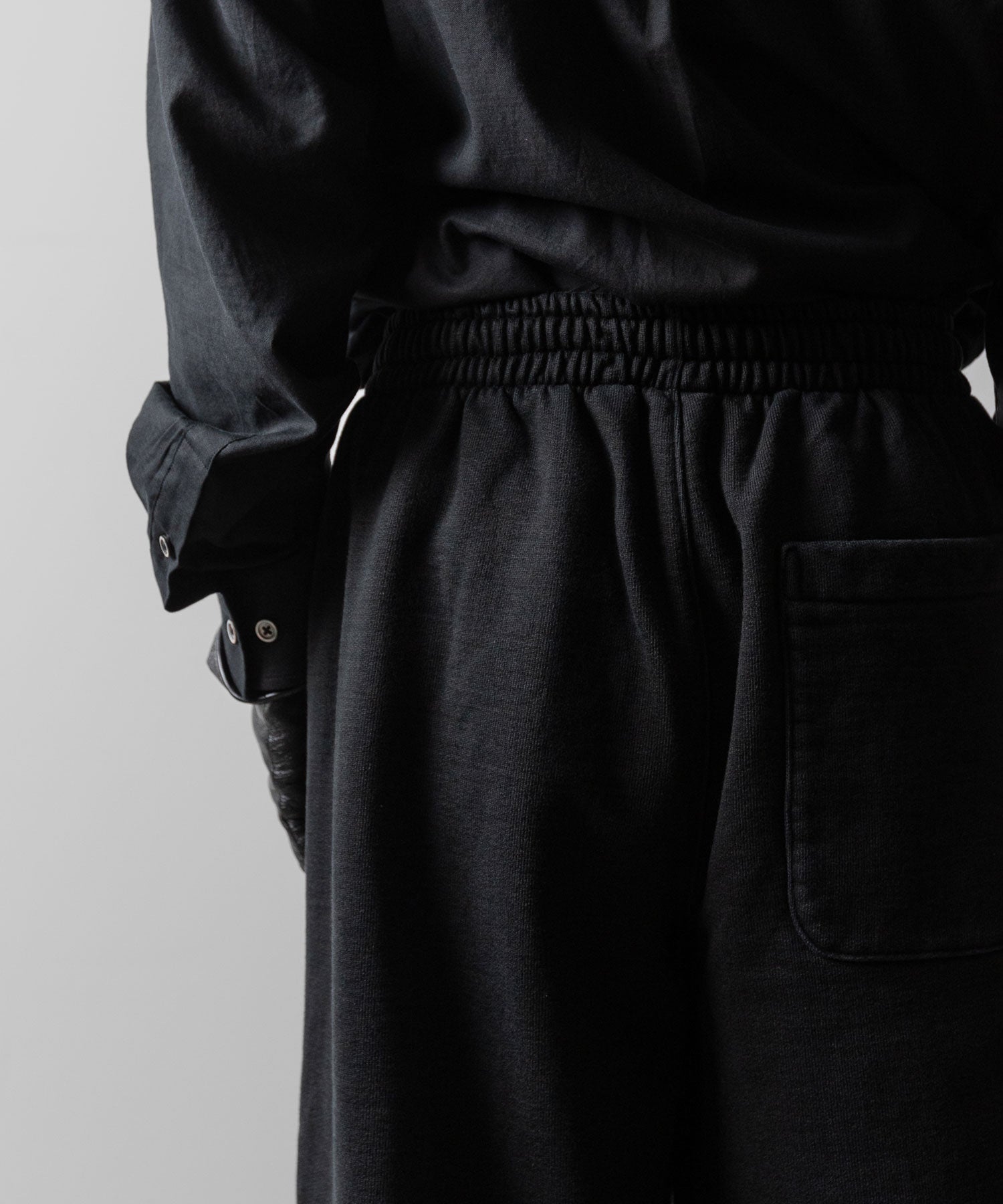 ssstein(シュタイン)のUNTWISTED YARN FADE SWEAT TWIST SEAM PANTS - BLACKの公式通販サイトsession福岡セレクトショップ