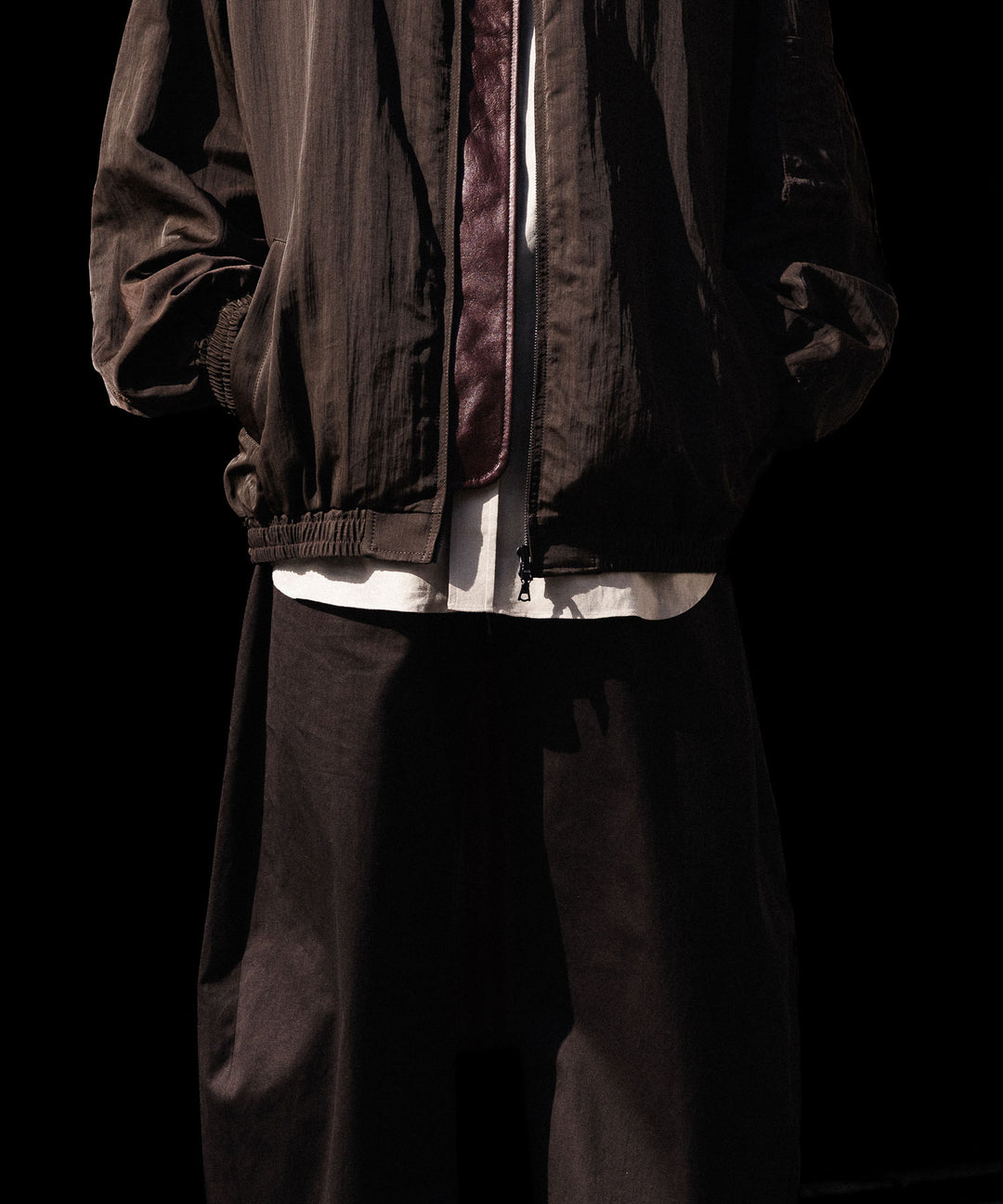 ssstein(シュタイン)のCOTTON SATIN ROUND PANTS - DARK BROWNの公式通販サイトsession福岡セレクトショップ