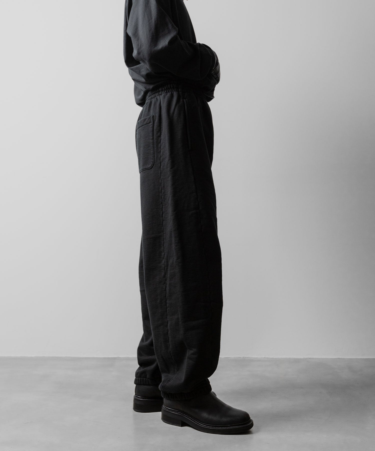 ssstein(シュタイン)のUNTWISTED YARN FADE SWEAT TWIST SEAM PANTS - BLACKの公式通販サイトsession福岡セレクトショップ