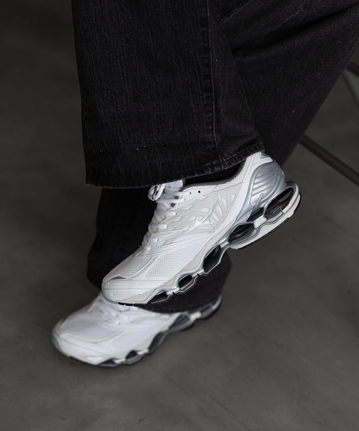 MIZUNO-ミズノのWAVE PROPHECY LSのWHITE×SILVER MIZUNOスニーカー公式通販サイトsession福岡セレクトショップ