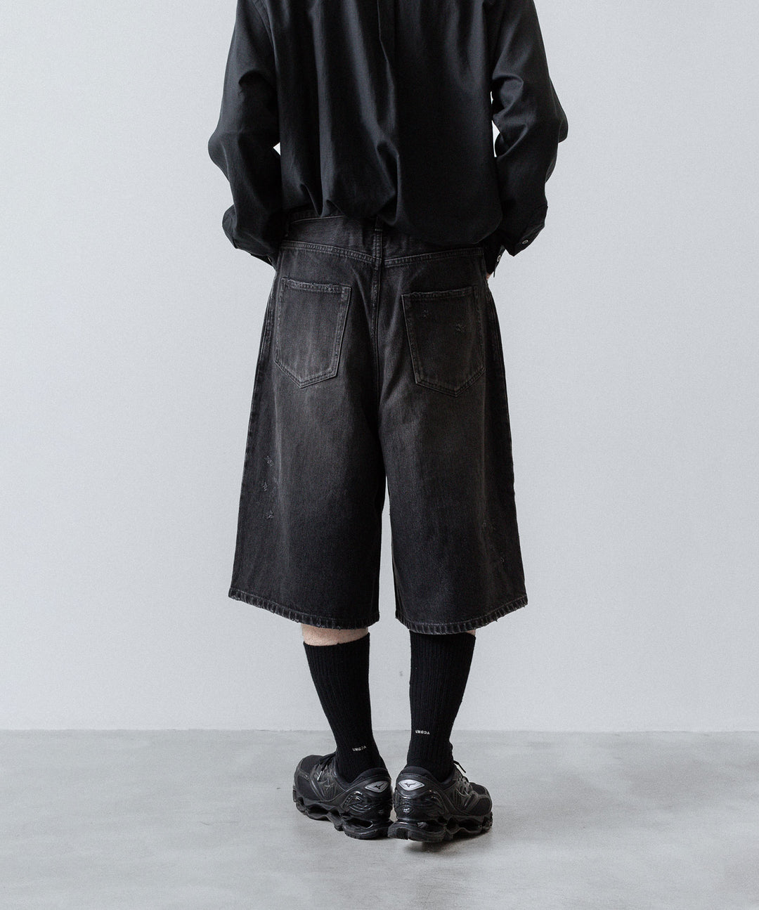 ssstein(シュタイン)のBAGGY DENIM SHORTS - BLACKの公式通販サイトsession福岡セレクトショップ