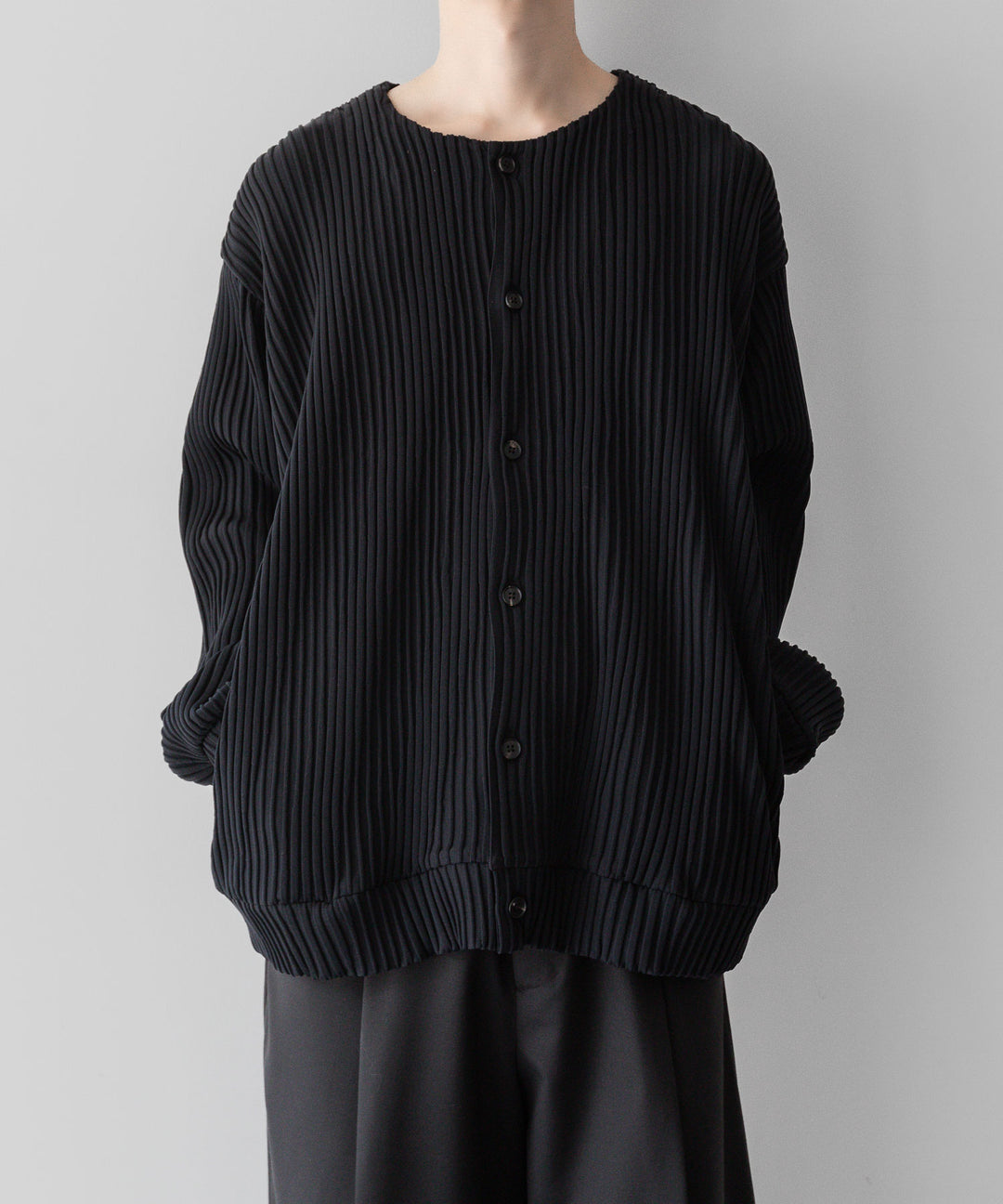 stein(シュタイン)の23AWコレクションOBLIQUE PATTERNED KNIT CARDIGANのBLACK sessionセッション福岡セレクトショップ 公式通販サイト