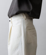 画像をギャラリービューアに読み込む, ssstein(シュタイン)のDOUBLE WEAVE COTTON ONE TUCK WIDE PANTS - CREAMの公式通販サイトsession福岡セレクトショップ
