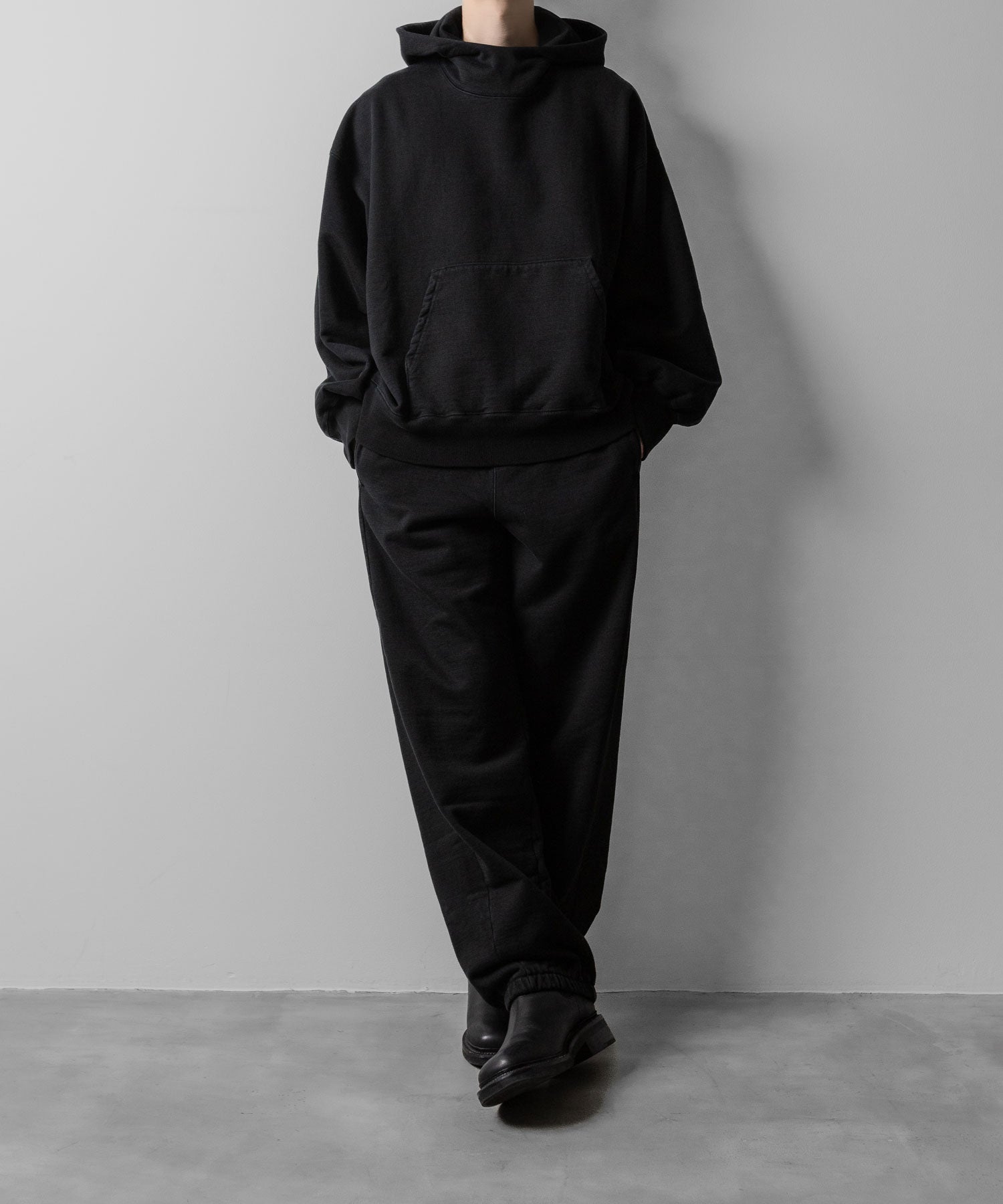 ssstein(シュタイン)のUNTWISTED YARN FADE SWEAT TWIST SEAM PANTS - BLACKの公式通販サイトsession福岡セレクトショップ