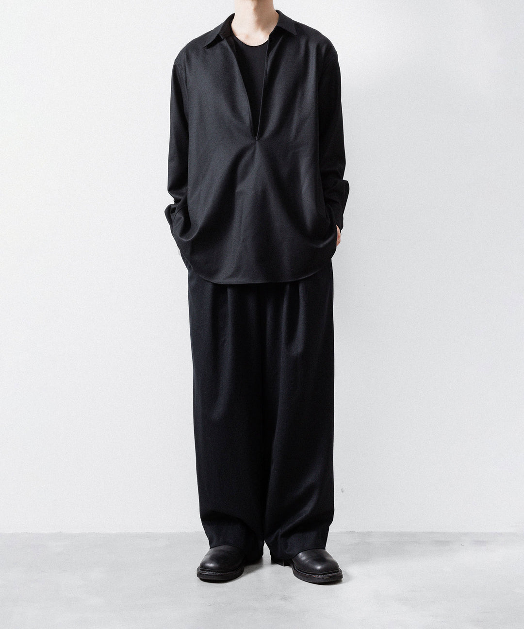 ssstein(シュタイン)のWOOL FLANNEL OVERSIZED SKIPPER SHIRT - BLACKの公式通販サイトsession福岡セレクトショップ