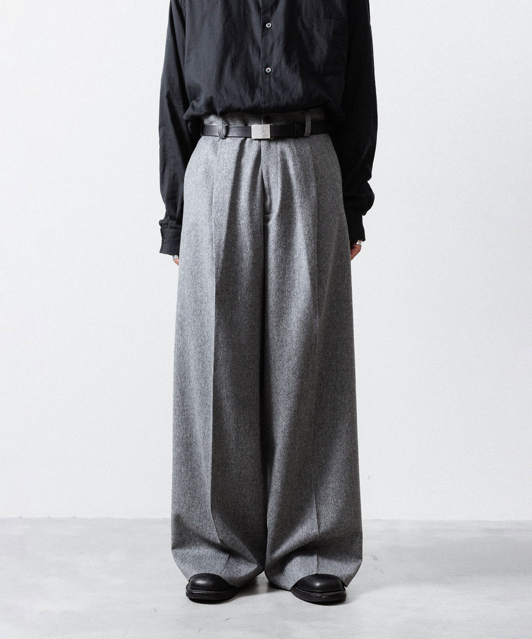 ssstein(シュタイン)のW/CA BEAVER EXTRA WIDE TROUSERS - GREYの公式通販サイトsession福岡セレクトショップ