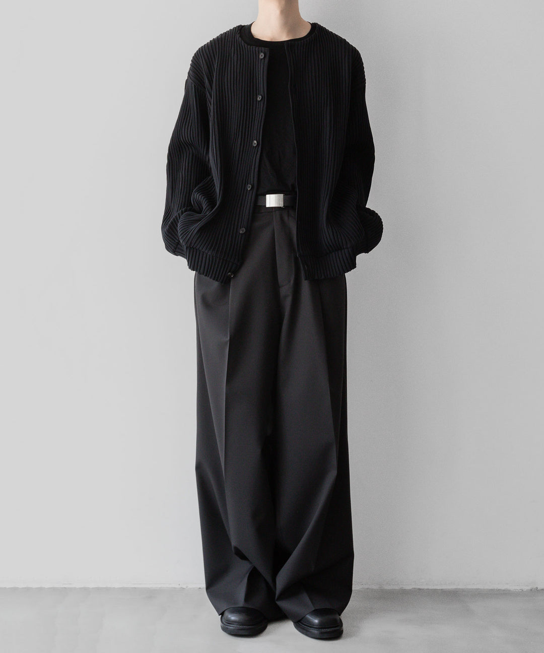 stein(シュタイン)の23AWコレクションOBLIQUE PATTERNED KNIT CARDIGANのBLACK sessionセッション福岡セレクトショップ 公式通販サイト
