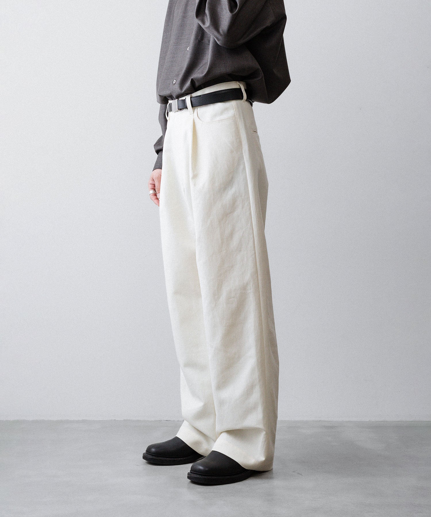 ssstein / シュタイン】DOUBLE WEAVE COTTON ONE TUCK WIDE PANTS