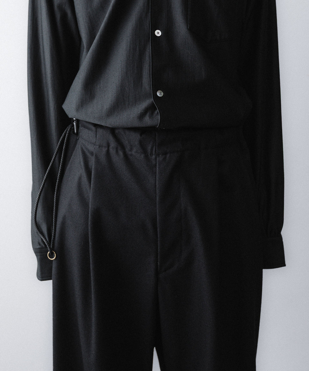 【ANTHEM A】WOOL CASHMERE POPLIN MELTON NO-BRAINER PANTS - BLACK
