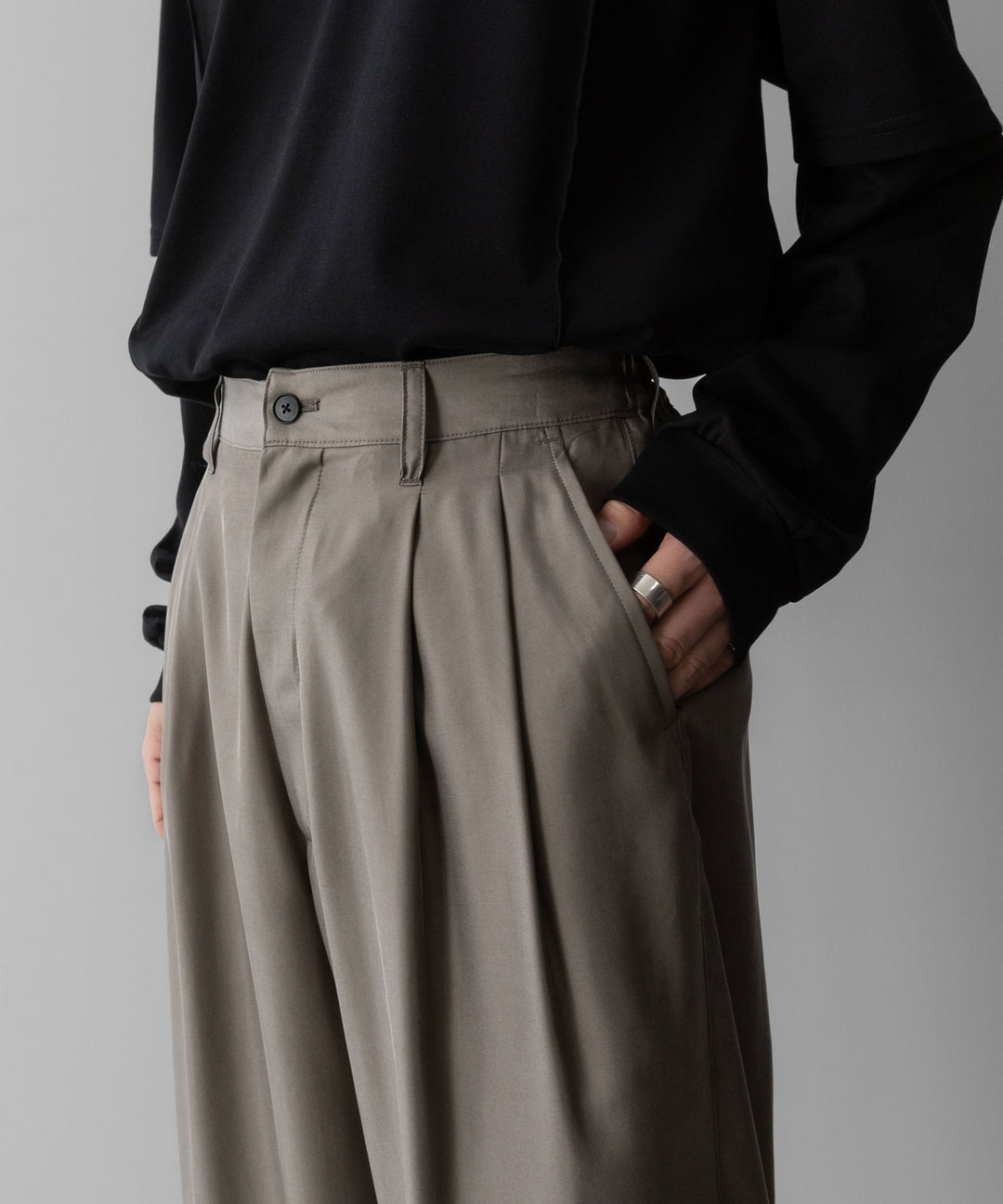 ssstein(シュタイン)のCUPRO TWILL WIDE EASY TROUSERS - TAUPEの公式通販サイトsession福岡セレクトショップ