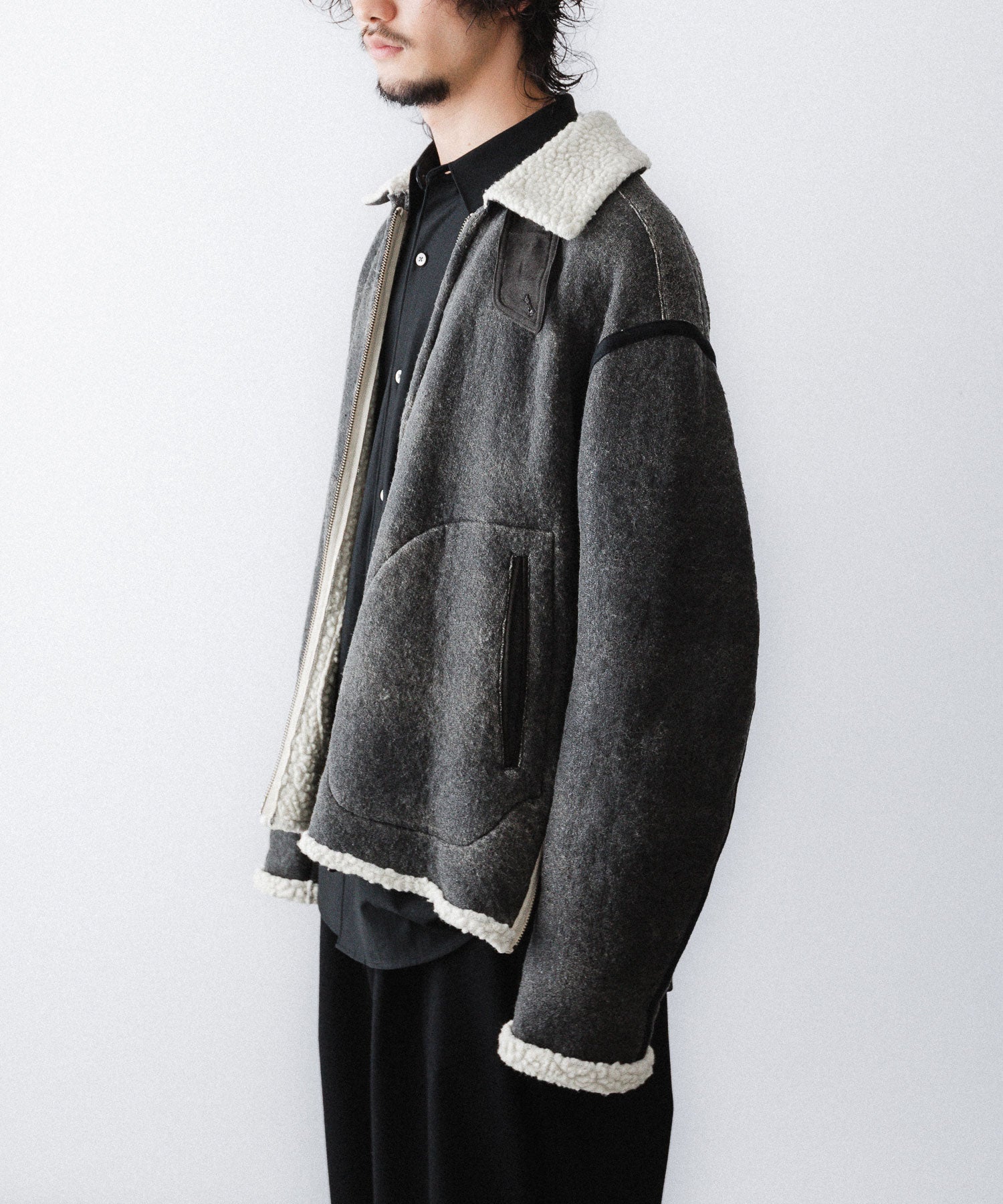 ANTHEM A / アンセムエー】CRACK WOOL BOA BOMBER JACKET - CARBON