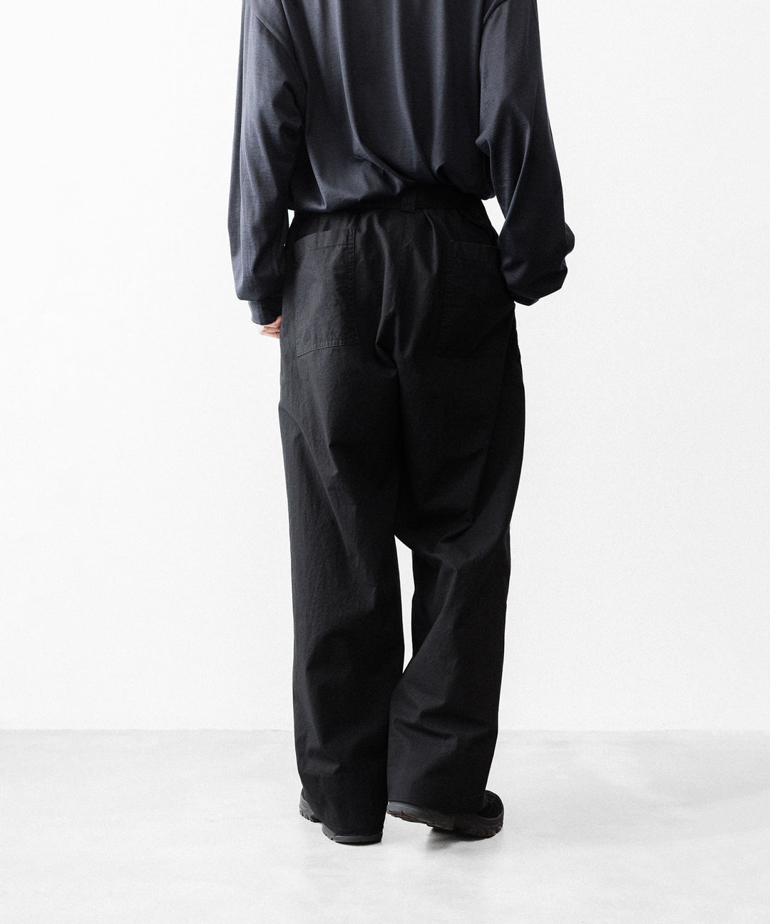 INTÉRIM インテリムのBLACK SURFAR GARMENT DYE BELTED FRENCH ARMY MIL BAGGY TROUSERのBLACK公式通販サイトsession福岡セレクトショップ