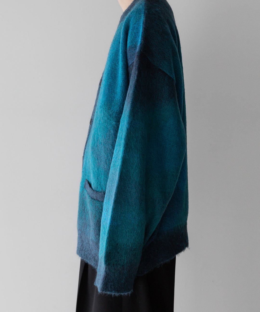 stein(シュタイン)の23AWコレクションGRADATION MOHAIR CARDIGANのBLUE GREEN 公式通販サイトsession福岡セレクトショップ