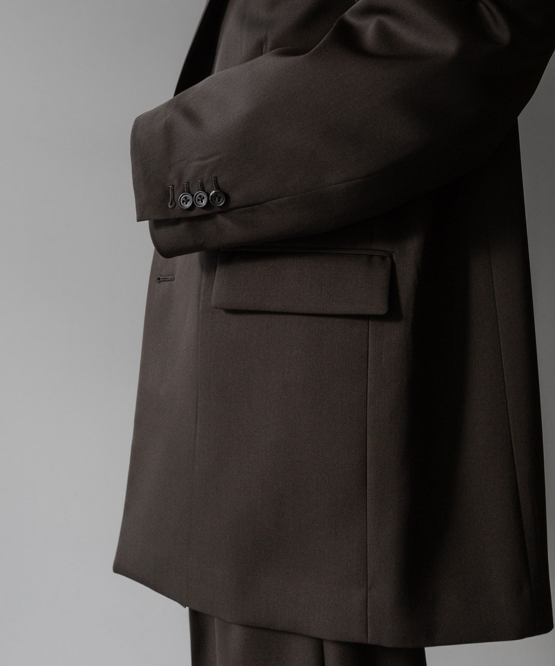 stein(シュタイン)の24SSコレクションOVERSIZED SINGLE BREASTED LONG JACKETのMILITARY KHAKI sessionセッション福岡セレクトショップ 公式通販サイト