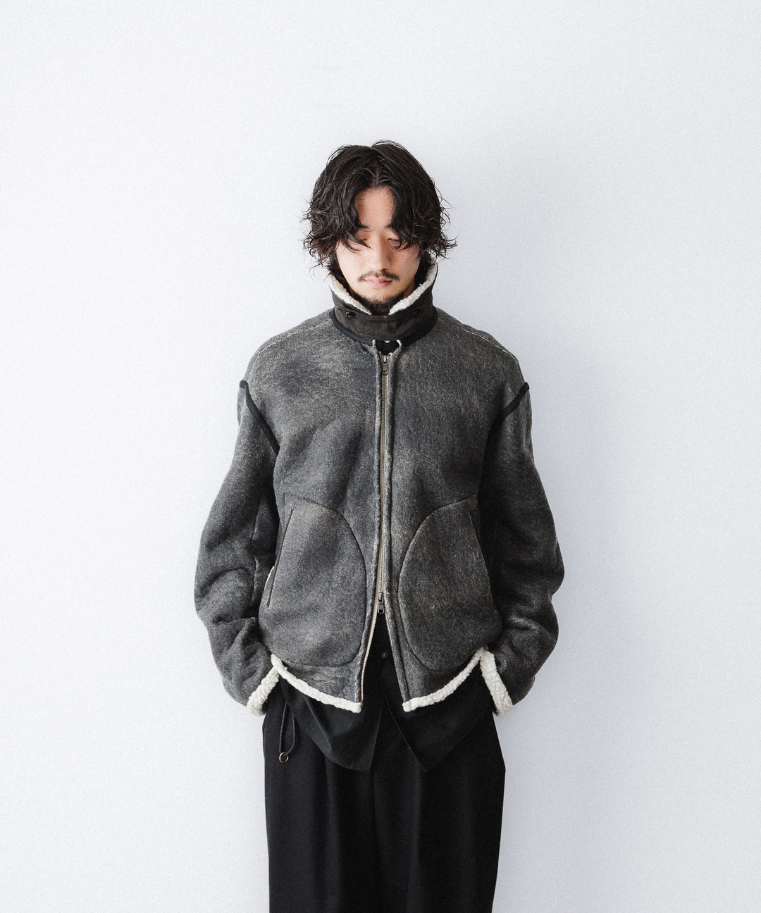【ANTHEM A】CRACK WOOL BOA BOMBER JACKET - CARBON