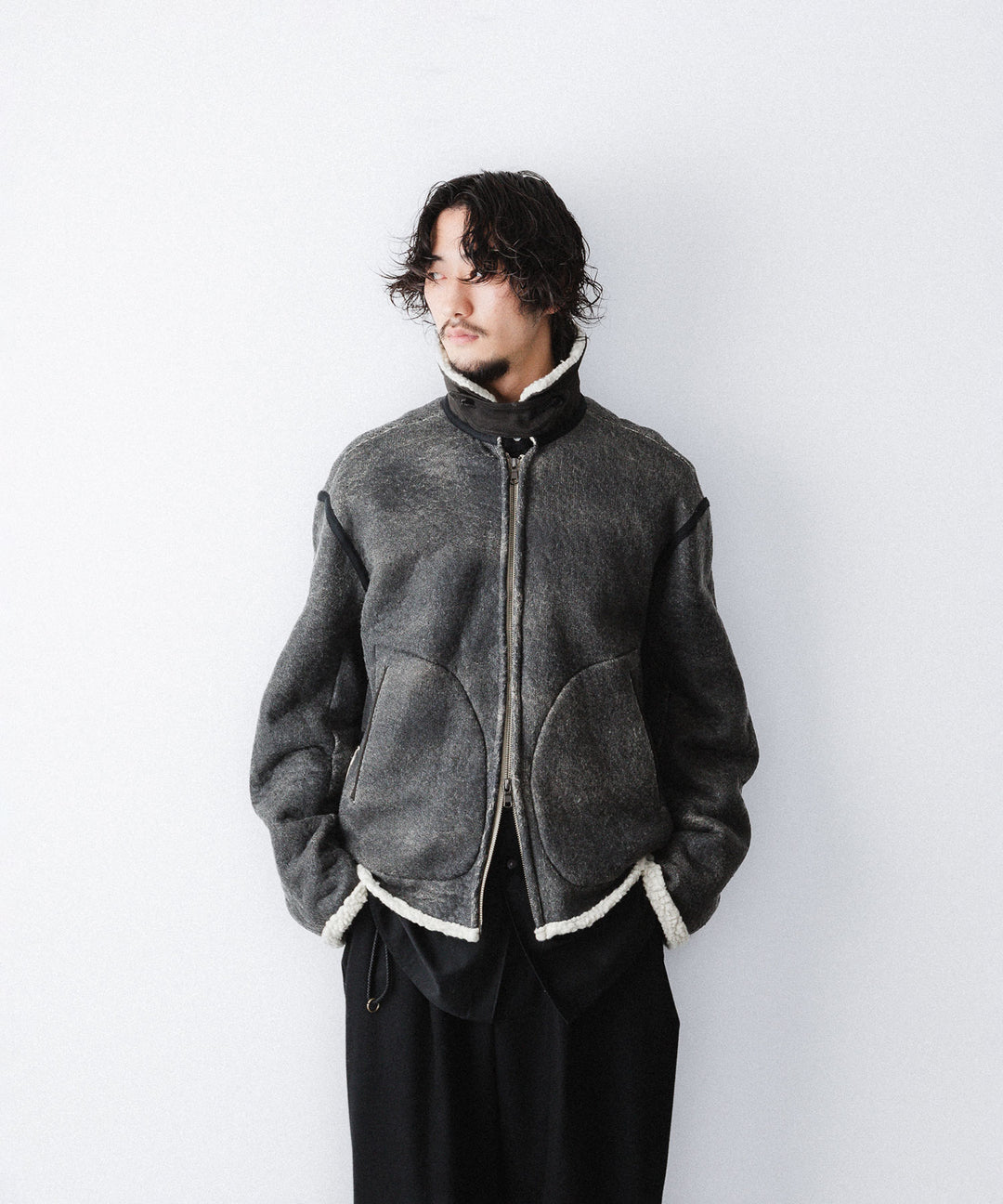 【ANTHEM A】CRACK WOOL BOA BOMBER JACKET - CARBON