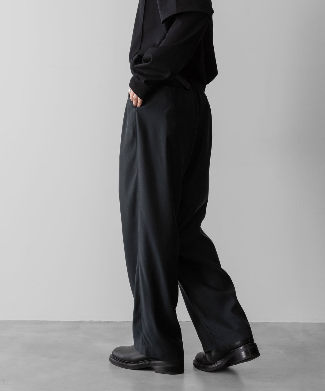 ssstein(シュタイン)のCUPRO TWILL WIDE EASY TROUSERS - BLACKの公式通販サイトsession福岡セレクトショップ