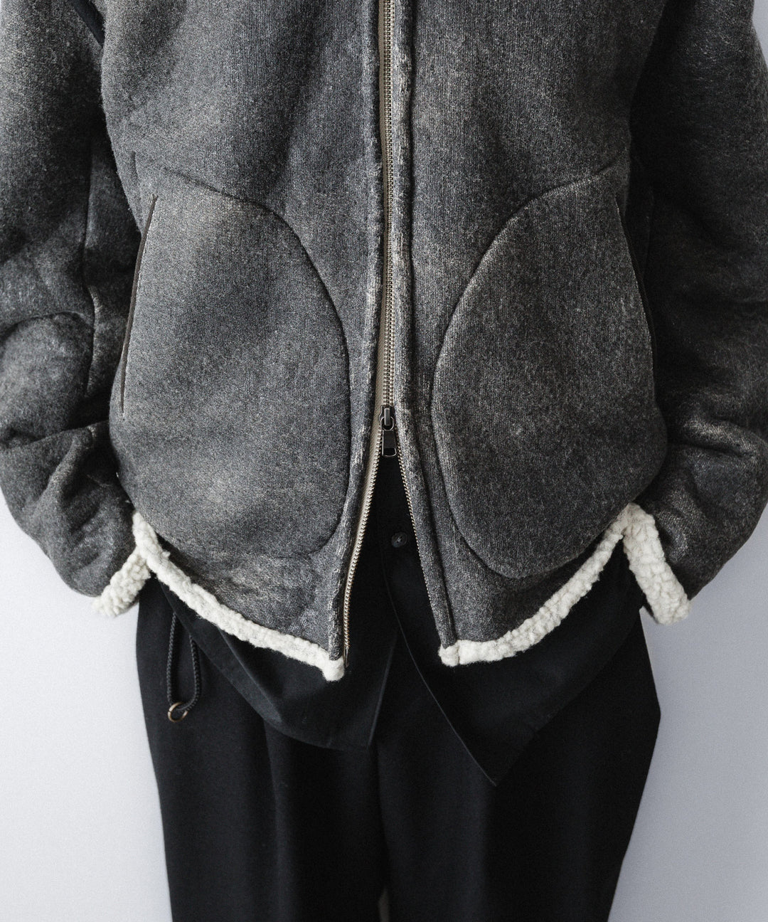 【ANTHEM A】CRACK WOOL BOA BOMBER JACKET - CARBON