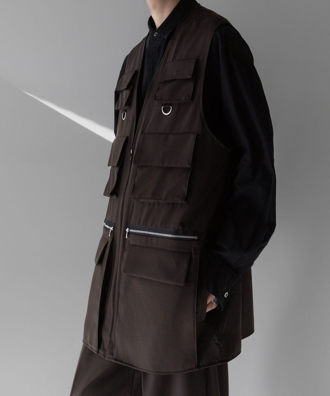 stein(シュタイン)の24SSコレクションOVERSIZED MULTI POCKET VESTのMILITARY KHAKI sessionセッション福岡セレクトショップ 公式通販サイト
