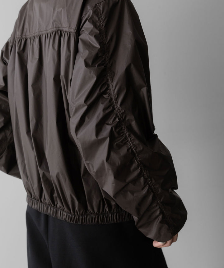 ssstein(シュタイン)のEXTRA LIGHT NYLON SHIRRED ZIP HOOD JACKET - DARK BROWNの公式通販サイトsession福岡セレクトショップ