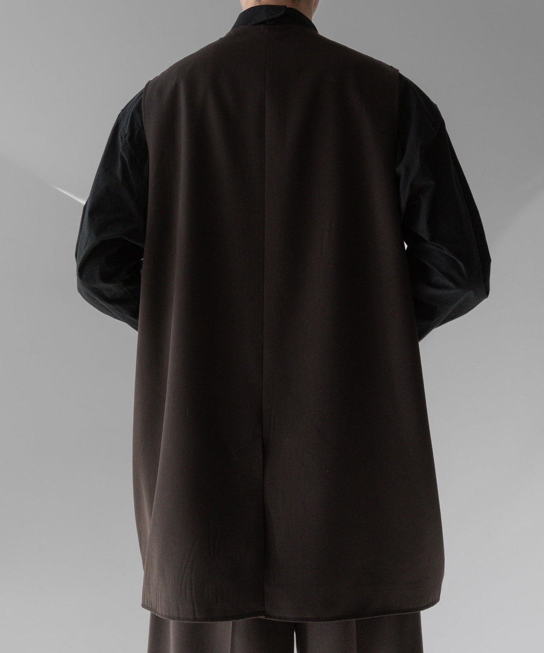 stein(シュタイン)の24SSコレクションOVERSIZED MULTI POCKET VESTのMILITARY KHAKI sessionセッション福岡セレクトショップ 公式通販サイト