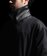 画像をギャラリービューアに読み込む, ssstein(シュタイン)のCOTTON SATIN OVERSIZED DOUBLE BREASTED COAT - BLACKの公式通販サイトsession福岡セレクトショップ
