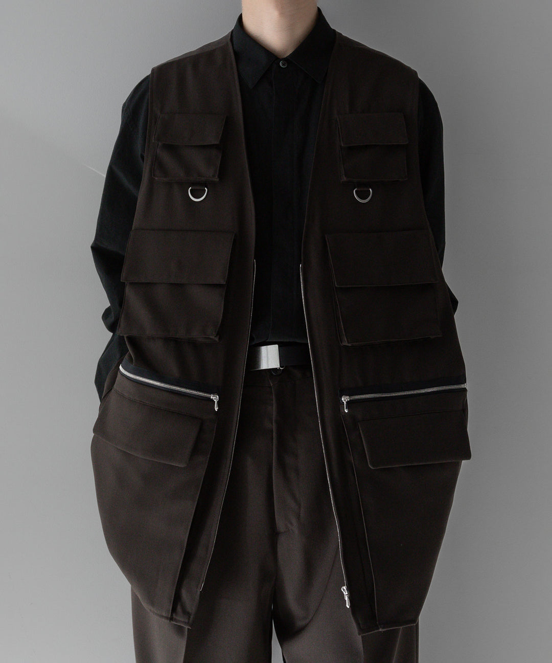 stein(シュタイン)の24SSコレクションOVERSIZED MULTI POCKET VESTのMILITARY KHAKI sessionセッション福岡セレクトショップ 公式通販サイト