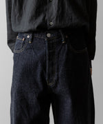 画像をギャラリービューアに読み込む, ssstein(シュタイン)のTWIST SEAM ECO DENIM JEANS - INDIGO(ONE WASH)の公式通販サイトsession福岡セレクトショップ
