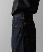 画像をギャラリービューアに読み込む, ssstein(シュタイン)のTWIST SEAM ECO DENIM JEANS - INDIGO(ONE WASH)の公式通販サイトsession福岡セレクトショップ
