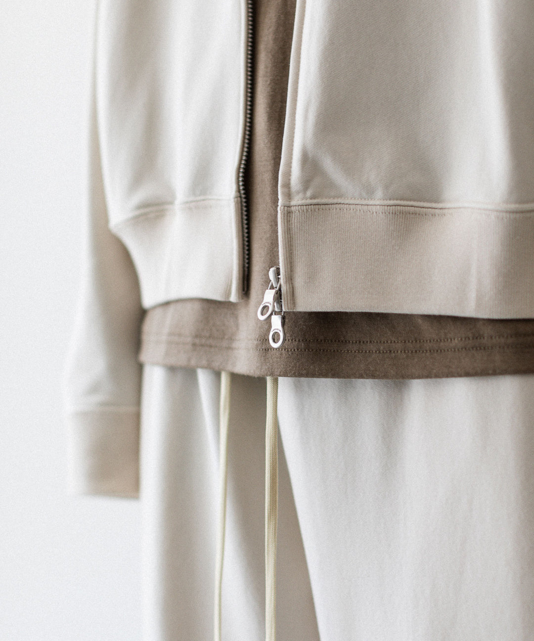 【KANEMASA PHIL.】28G CUPRO ZIP SWEAT - WHITE