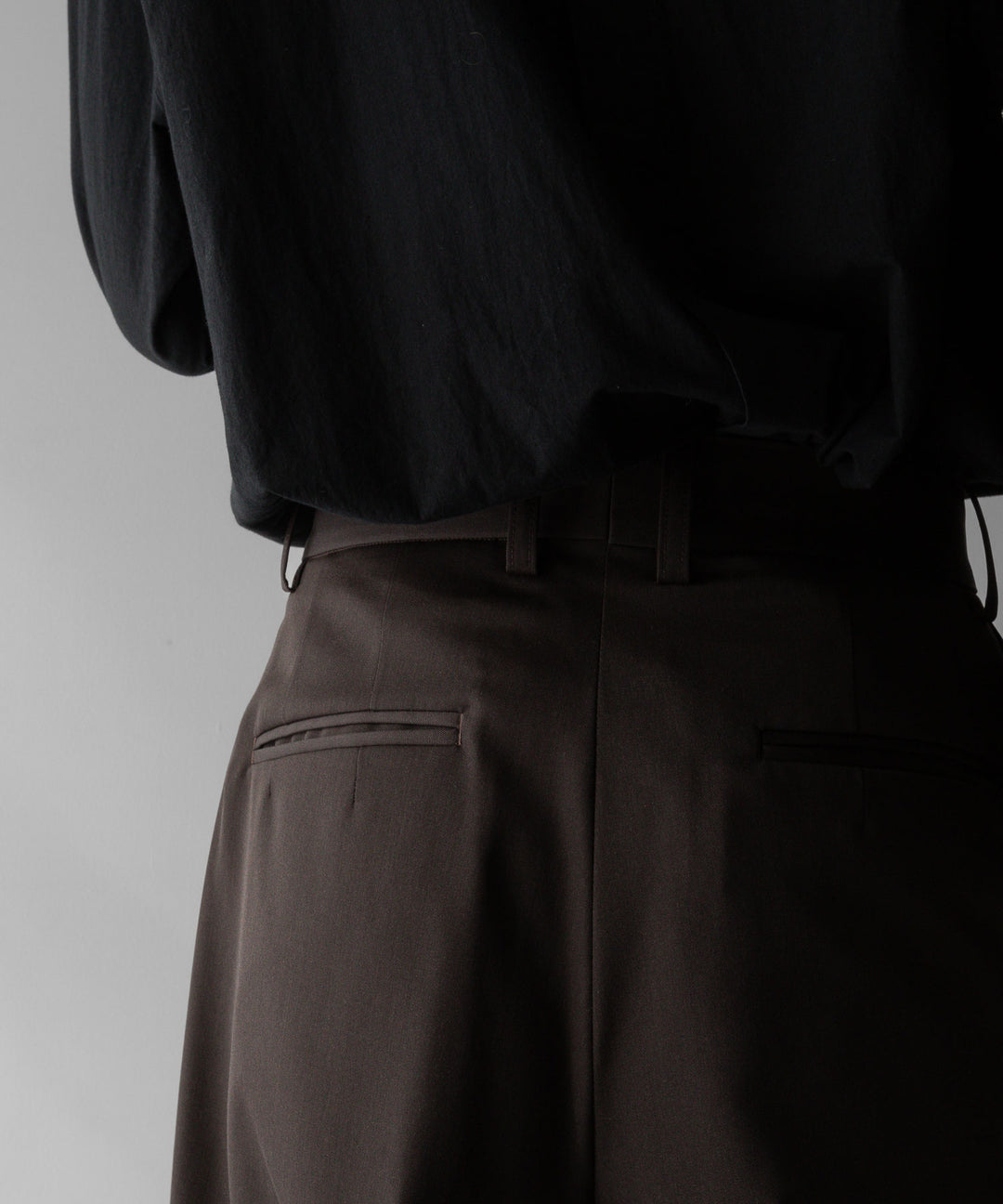 stein(シュタイン)の24SSコレクションLONG WIDE TROUSERSのMILITARY KHAKI sessionセッション福岡セレクトショップ 公式通販サイト