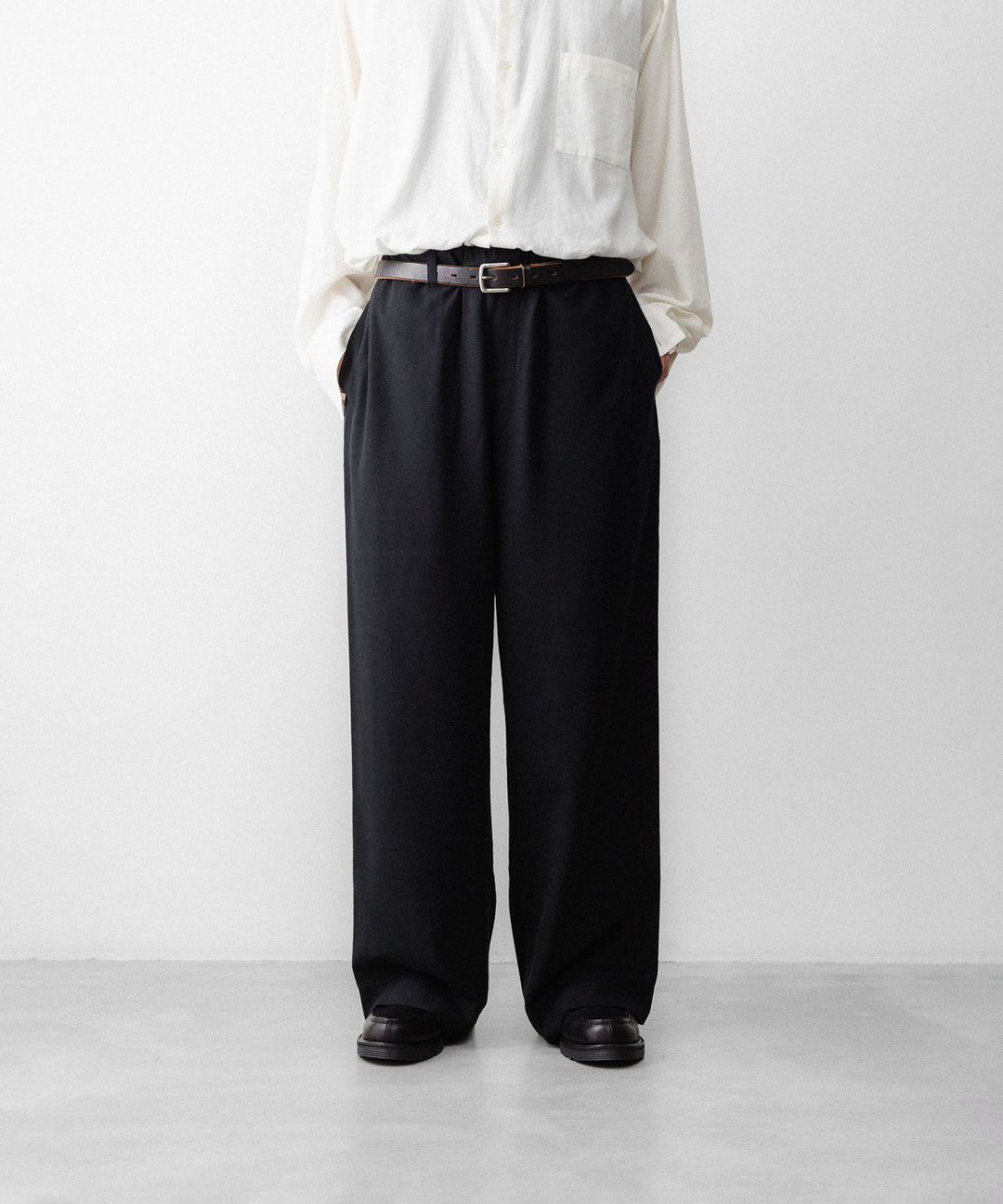 INTÉRIM インテリムのSILK NOIL WIDE DRESS EASY PANTSのBLACK 公式通販サイトsession福岡セレクトショップ